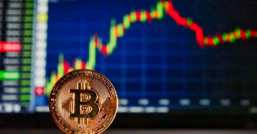 Old News of China Banning Crypto Picks up Steam, Bitcoin Tumbles to $41,000